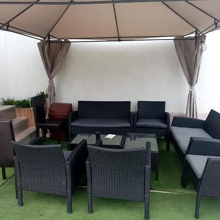 B&P Apartments Mamaia Nord 5 Navodari Bagian luar foto