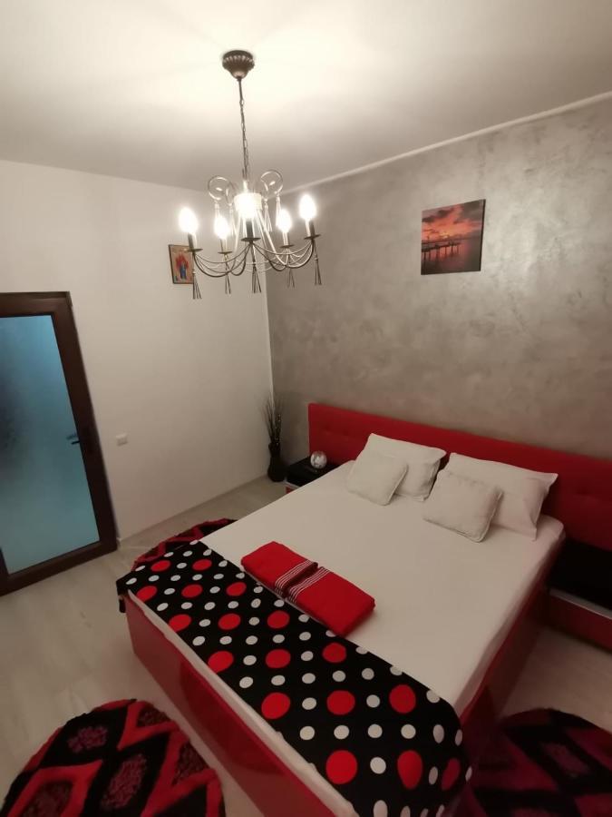 B&P Apartments Mamaia Nord 5 Navodari Bagian luar foto