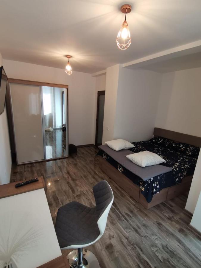 B&P Apartments Mamaia Nord 5 Navodari Bagian luar foto