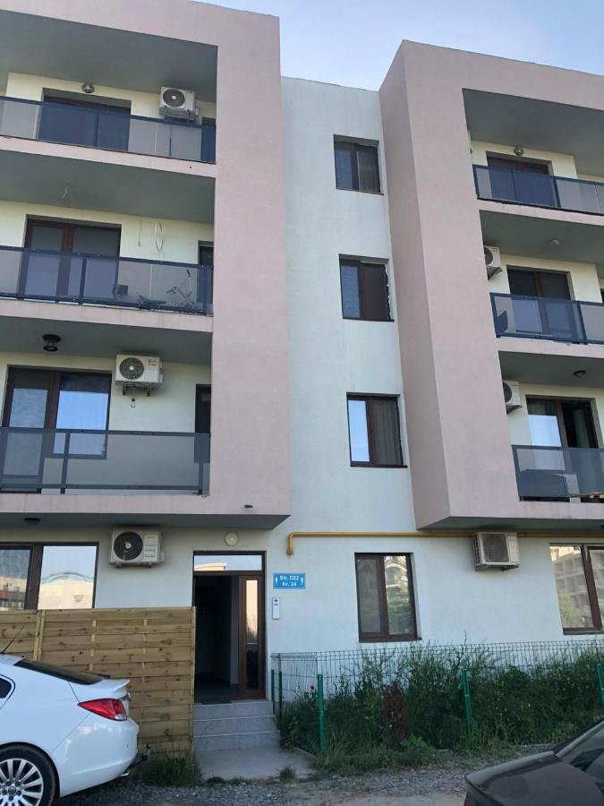 B&P Apartments Mamaia Nord 5 Navodari Bagian luar foto