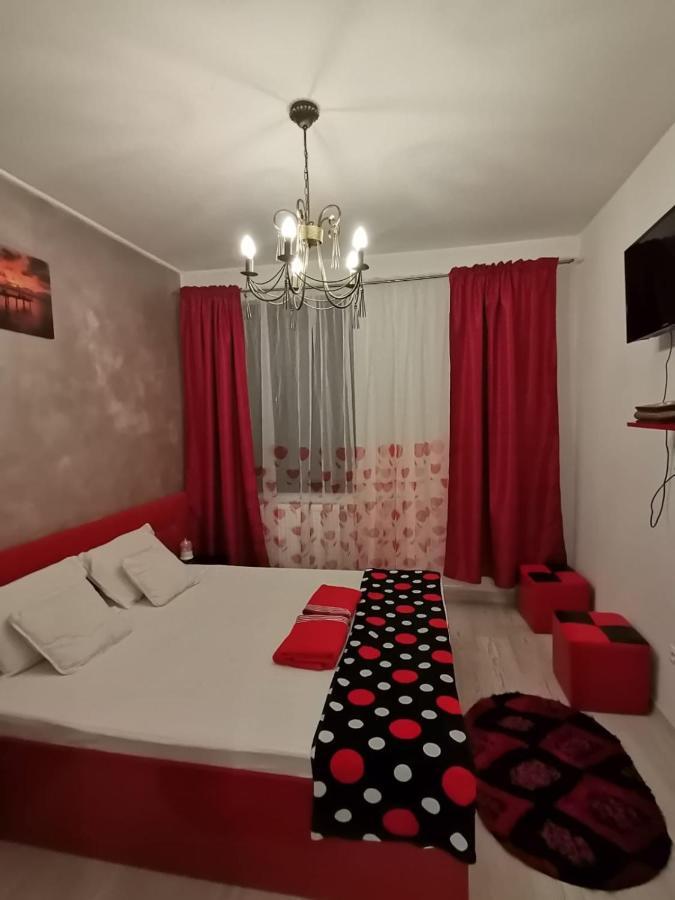 B&P Apartments Mamaia Nord 5 Navodari Bagian luar foto