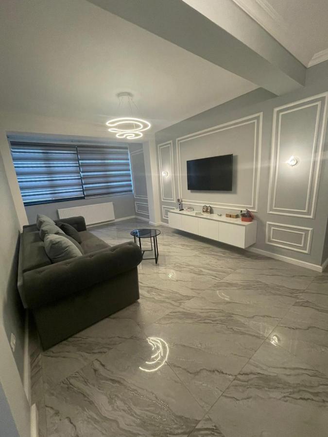 B&P Apartments Mamaia Nord 5 Navodari Bagian luar foto