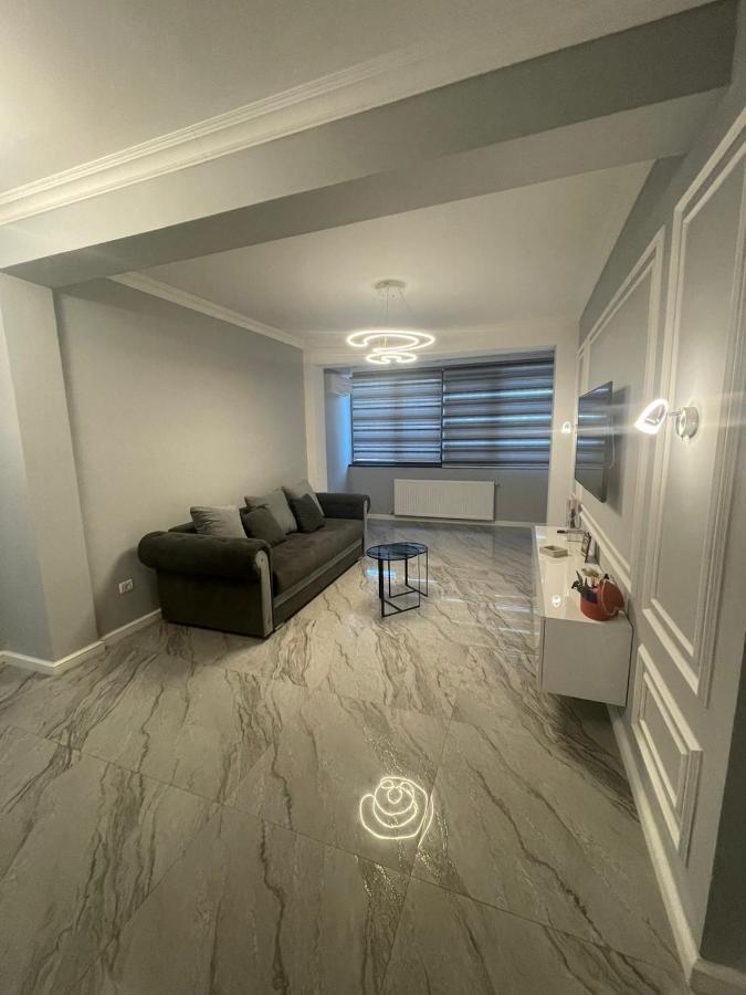 B&P Apartments Mamaia Nord 5 Navodari Bagian luar foto